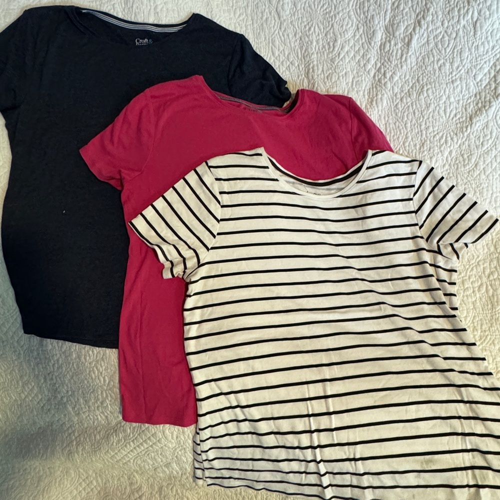 Womens classic t-shirt bundle